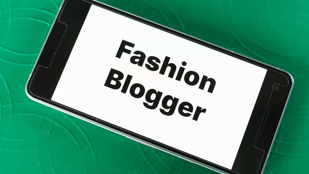 5219533 edited Ranking Articles How To Start A Fashion Blog Without Any Experience