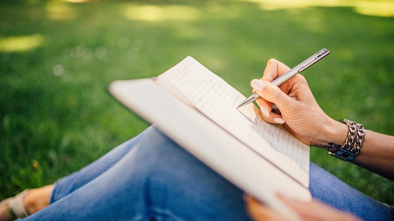 30 Writing Tips to Make Writing Easier
